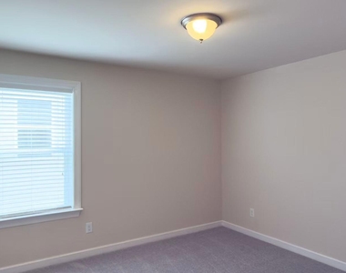 2059 Travern Drive - Photo Thumbnail 27