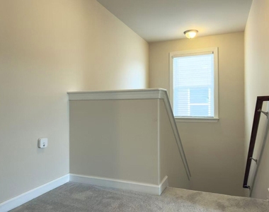 2059 Travern Drive - Photo Thumbnail 17