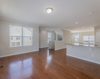 1035 Diamond Dove Lane - Photo Thumbnail 4