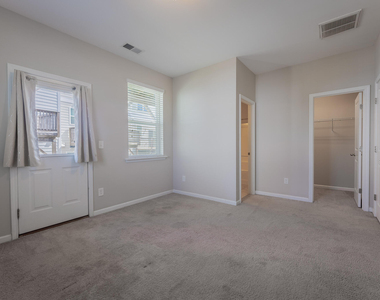 1035 Diamond Dove Lane - Photo Thumbnail 15