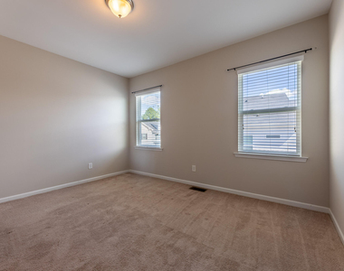 1035 Diamond Dove Lane - Photo Thumbnail 9