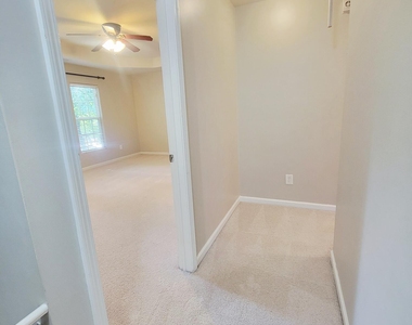 7248 Racine Way - Photo Thumbnail 16
