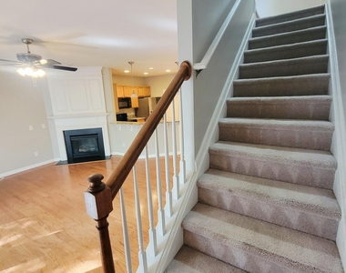 7248 Racine Way - Photo Thumbnail 15