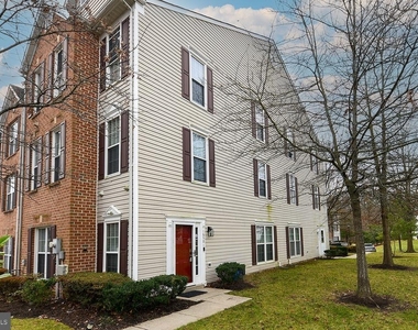 16501 Enders Terrace - Photo Thumbnail 5