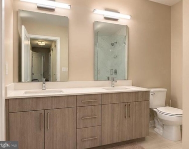 145 Riverhaven Drive - Photo Thumbnail 10
