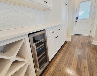 1433 Garner Road - Photo Thumbnail 14