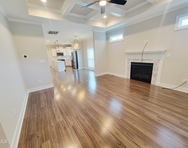 1433 Garner Road - Photo Thumbnail 1