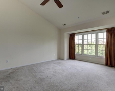 311 Oak Knoll Terrace - Photo Thumbnail 19