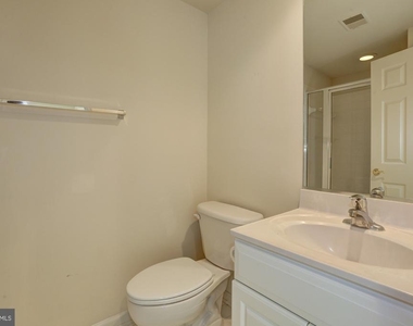 311 Oak Knoll Terrace - Photo Thumbnail 32