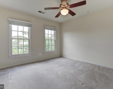 311 Oak Knoll Terrace - Photo Thumbnail 27