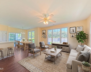1511 Kudrow Lane - Photo Thumbnail 5