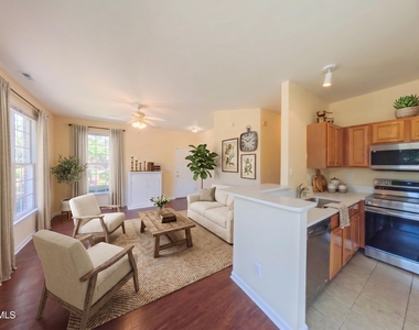 1511 Kudrow Lane - Photo Thumbnail 8