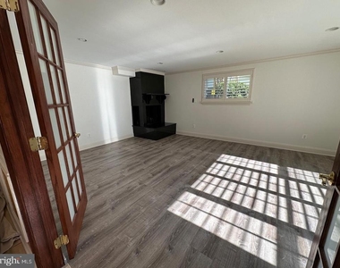 9203 Cedarcrest Drive - Photo Thumbnail 22