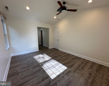 9203 Cedarcrest Drive - Photo Thumbnail 33