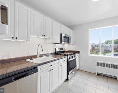 5301 Westbard Circle - Photo Thumbnail 5