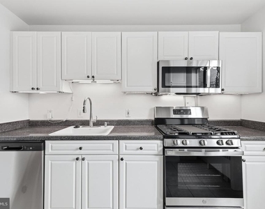 5301 Westbard Circle - Photo Thumbnail 6