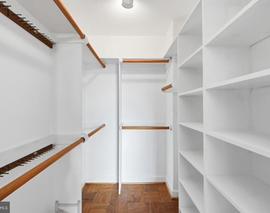 5301 Westbard Circle - Photo Thumbnail 25
