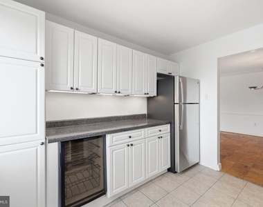 5301 Westbard Circle - Photo Thumbnail 10