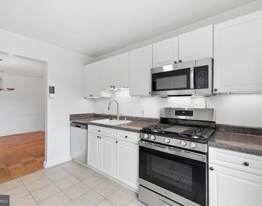 5301 Westbard Circle - Photo Thumbnail 9