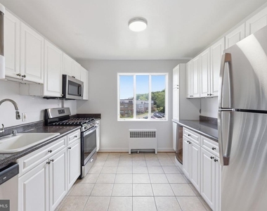 5301 Westbard Circle - Photo Thumbnail 4