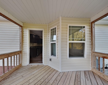 282 Oxfordshire Drive - Photo Thumbnail 14