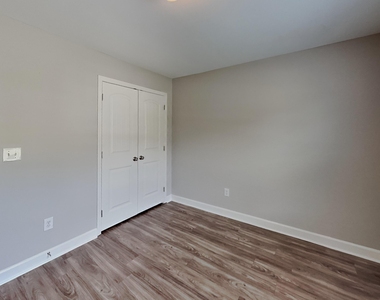 139 Parkers Pointe Drive - Photo Thumbnail 10