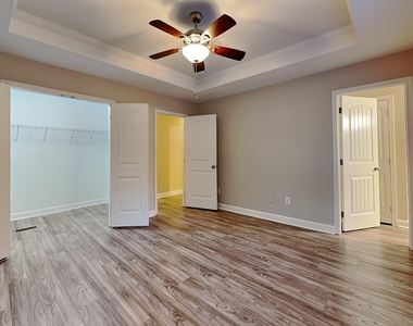 139 Parkers Pointe Drive - Photo Thumbnail 7