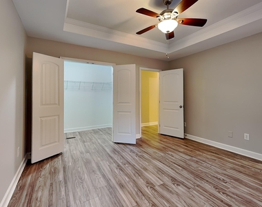 139 Parkers Pointe Drive - Photo Thumbnail 6