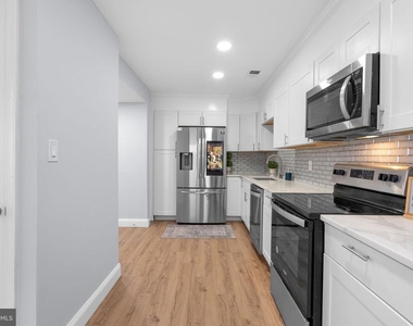 18734 Ginger Court - Photo Thumbnail 11