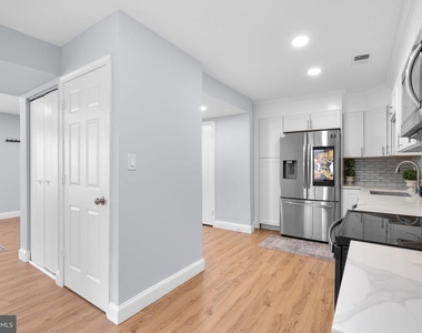 18734 Ginger Court - Photo Thumbnail 10