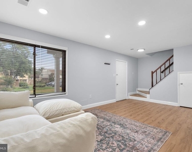 18734 Ginger Court - Photo Thumbnail 4