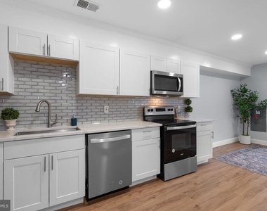 18734 Ginger Court - Photo Thumbnail 13