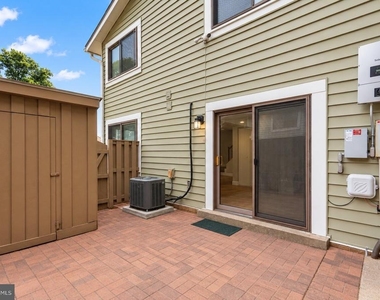 18734 Ginger Court - Photo Thumbnail 30