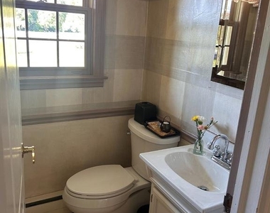 15117 Rosecroft Road - Photo Thumbnail 17