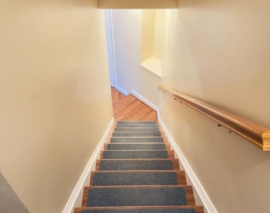 205 Garden View Way - Photo Thumbnail 22