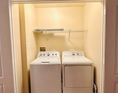 205 Garden View Way - Photo Thumbnail 18