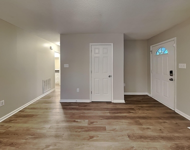 3008 Brittany Drive - Photo Thumbnail 1