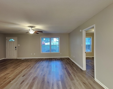 3008 Brittany Drive - Photo Thumbnail 2