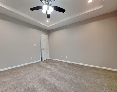 133 Jade Street - Photo Thumbnail 4