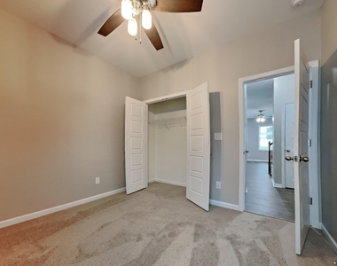 133 Jade Street - Photo Thumbnail 10