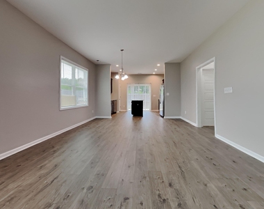 133 Jade Street - Photo Thumbnail 1