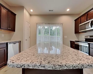 133 Jade Street - Photo Thumbnail 3