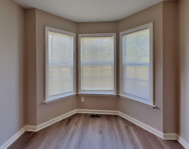 125 Pinto Lane - Photo Thumbnail 8