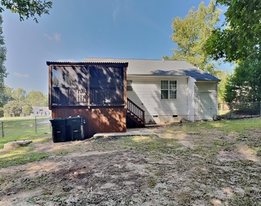 125 Pinto Lane - Photo Thumbnail 14