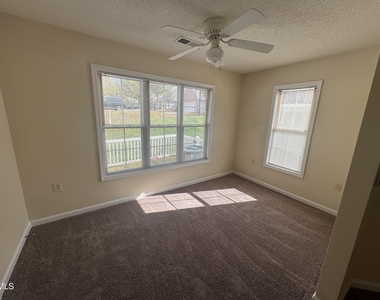 2521 Gordon Glen Court - Photo Thumbnail 13
