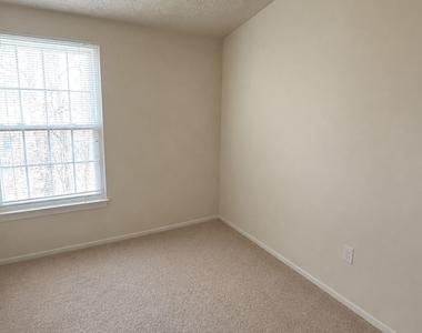 9517 Donnan Castle Court - Photo Thumbnail 7