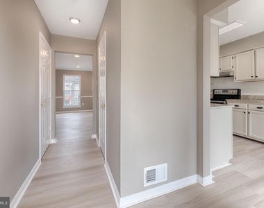 1848 Bramble Brook Lane - Photo Thumbnail 2