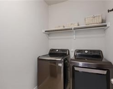 144 Pine Island Ln - Photo Thumbnail 22