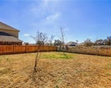 144 Pine Island Ln - Photo Thumbnail 28