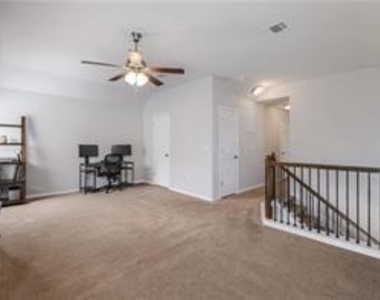 144 Pine Island Ln - Photo Thumbnail 18